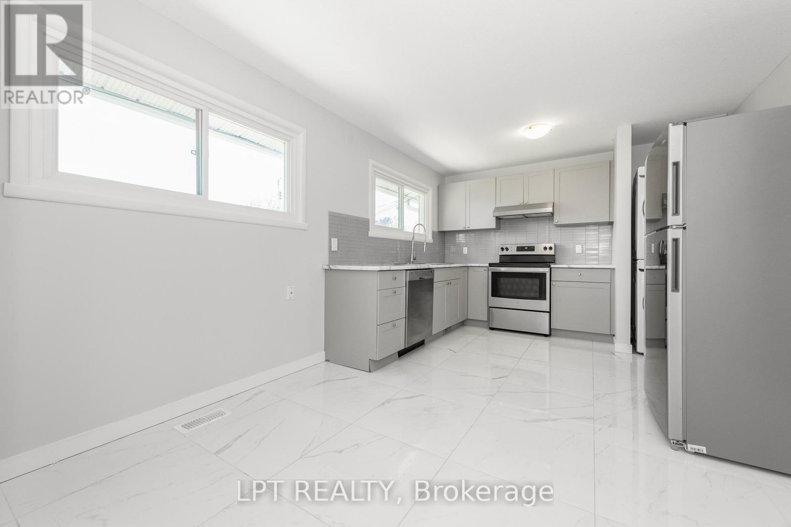 Photo 20 of 5 Attwood Crescent, Ottawa ON
