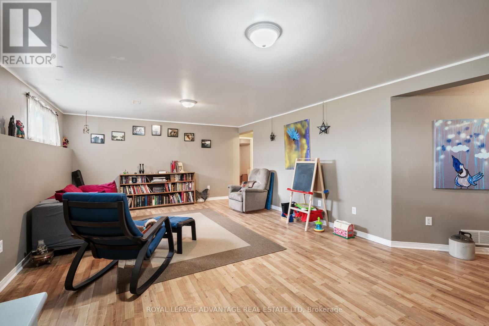 Photo 6 of 264 Glenwood Crescent, Smiths Falls ON