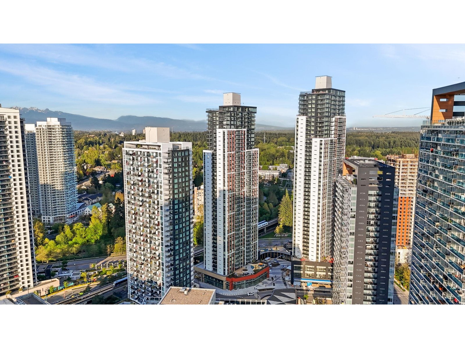 Photo 17 of 4004 13725 George Junction, Surrey BC