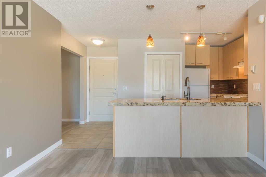 Single Family House for Sale in   Richard Road SW Lincoln Park Calgary 