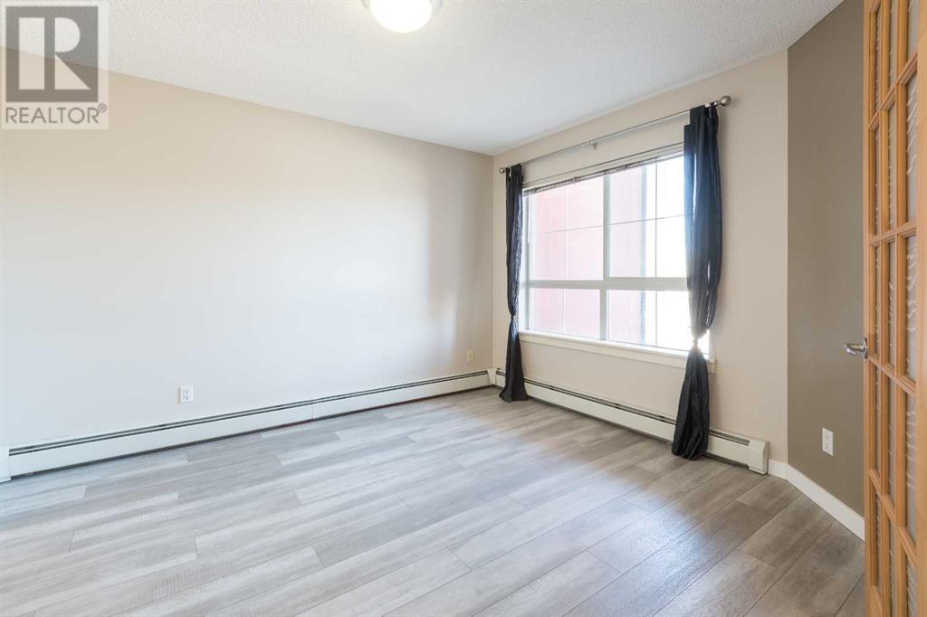 Single Family House for Sale in   Richard Road SW Lincoln Park Calgary 