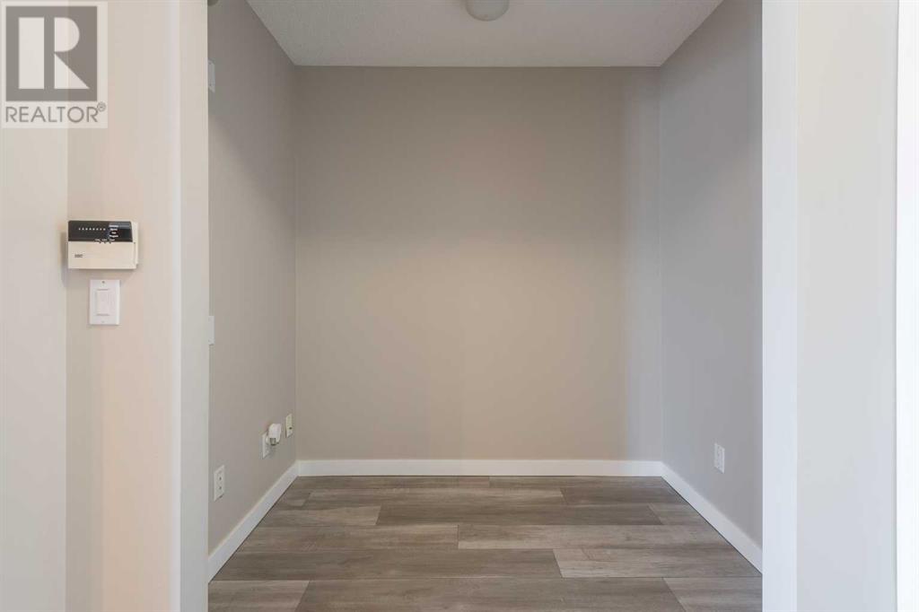 Single Family House for Sale in   Richard Road SW Lincoln Park Calgary 