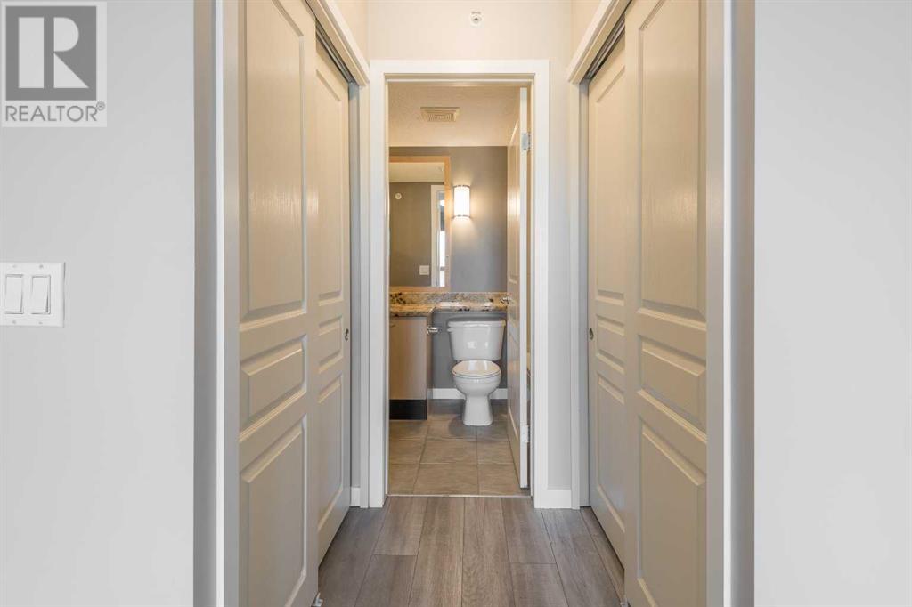 Single Family House for Sale in   Richard Road SW Lincoln Park Calgary 