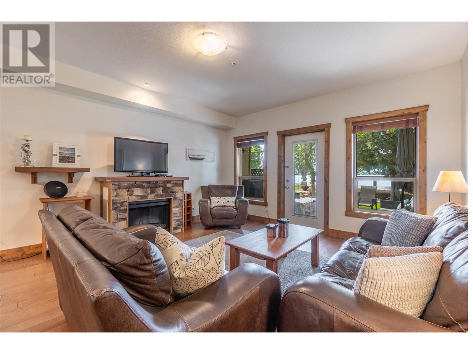 5401 LAKESHORE Drive Unit# 113, Osoyoos