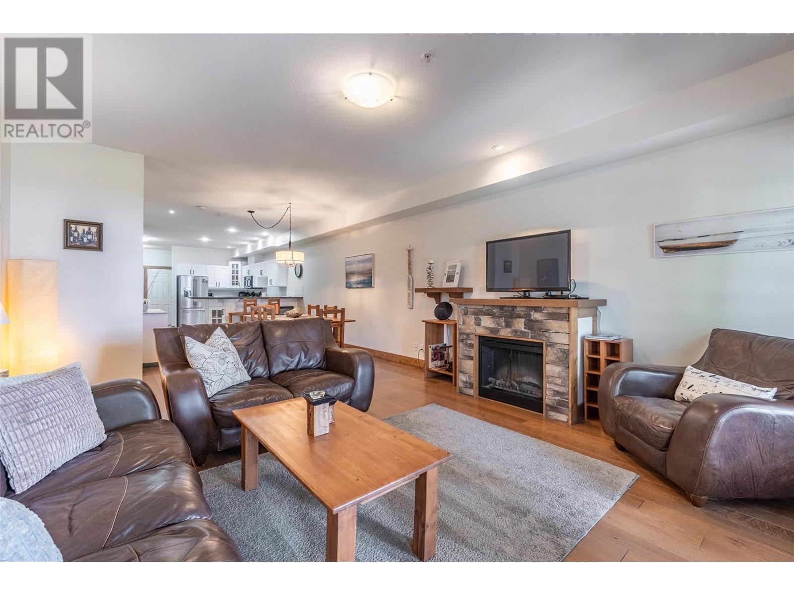 5401 LAKESHORE Drive Unit# 113, Osoyoos