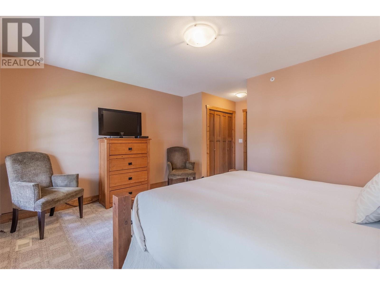 5401 LAKESHORE Drive Unit# 113, Osoyoos