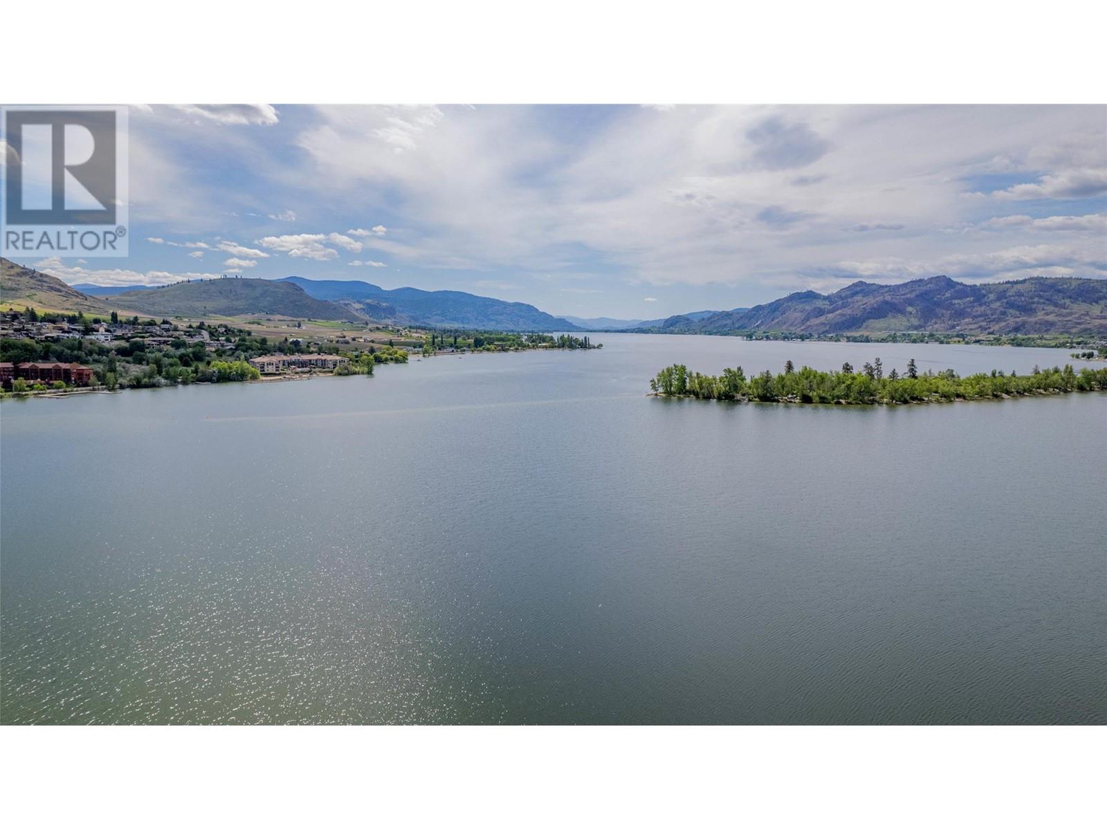 5401 LAKESHORE Drive Unit# 113, Osoyoos
