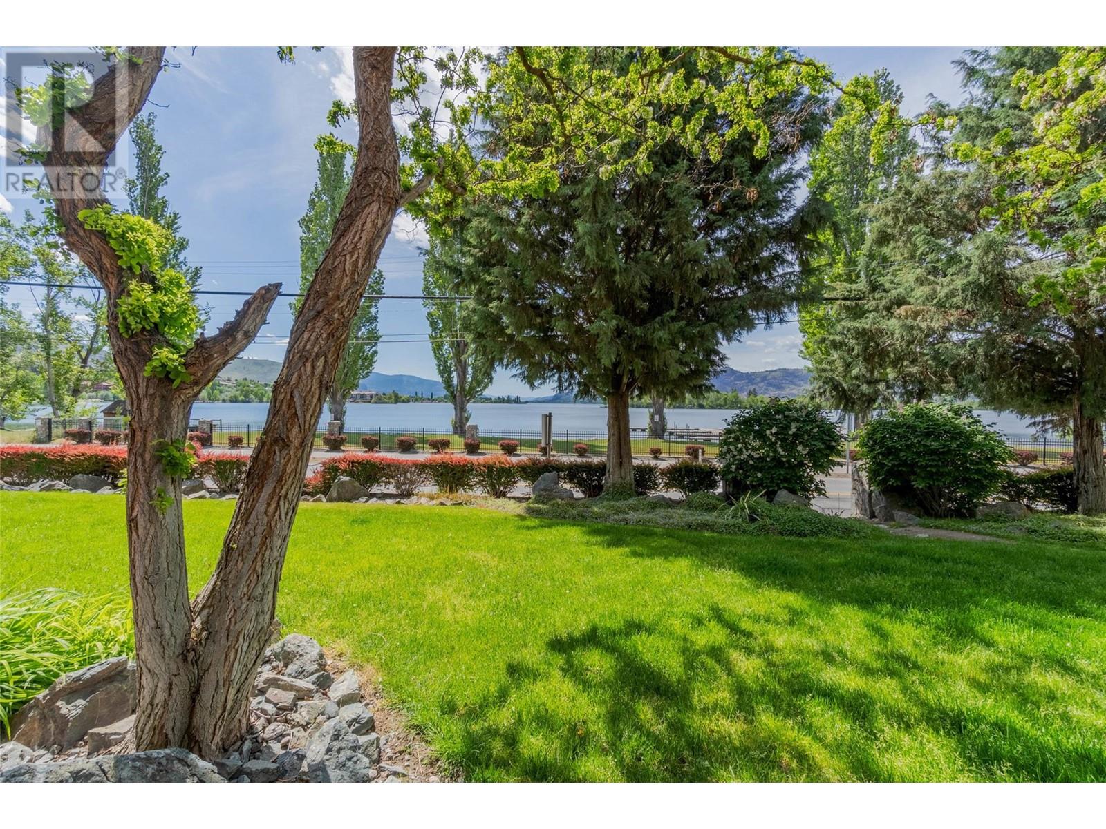 5401 LAKESHORE Drive Unit# 113, Osoyoos