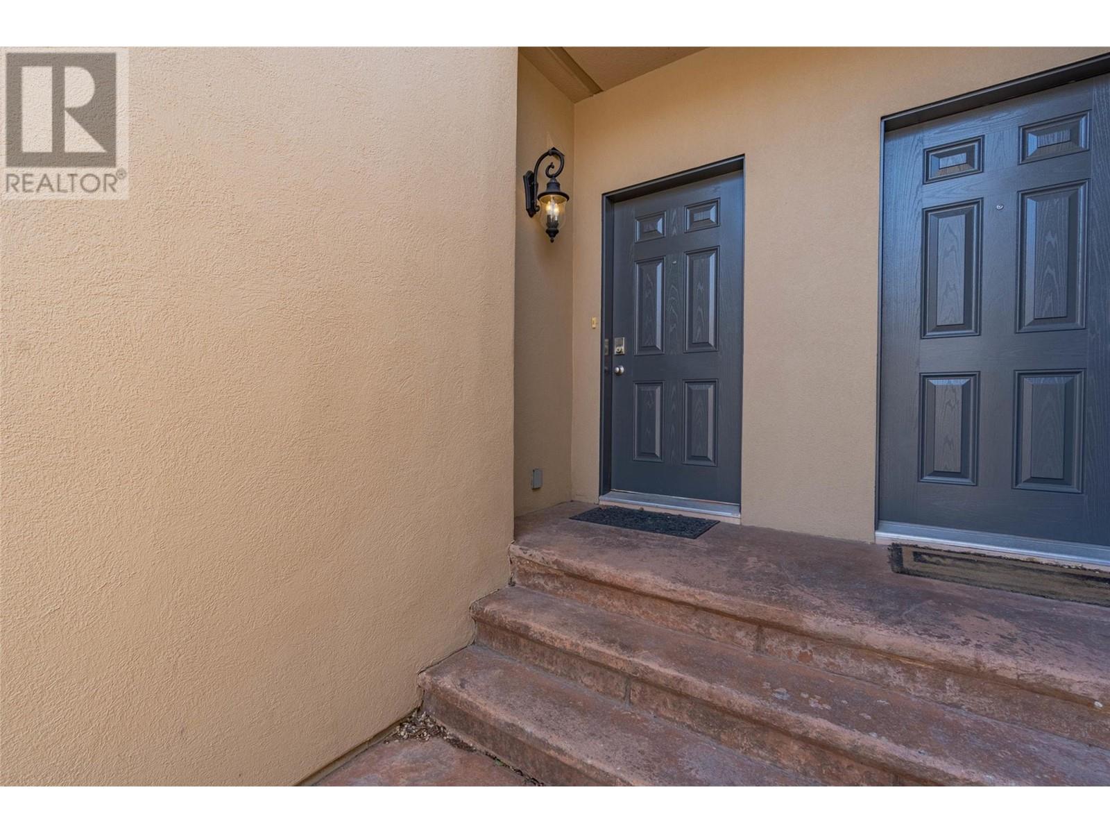 5401 LAKESHORE Drive Unit# 113, Osoyoos