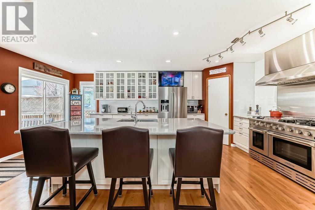 Single Family House for Sale in  Douglas Glen Boulevard SE Douglasdale/Glen Calgary 