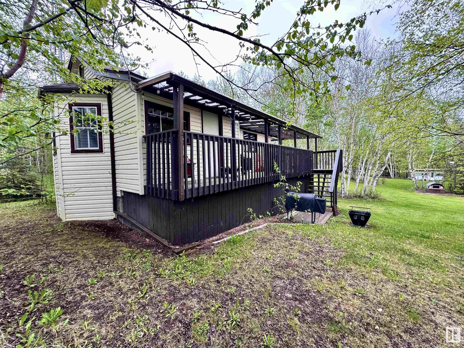Photo 3 of 131 Sandy Beach Av, Rural Two Hills County AB