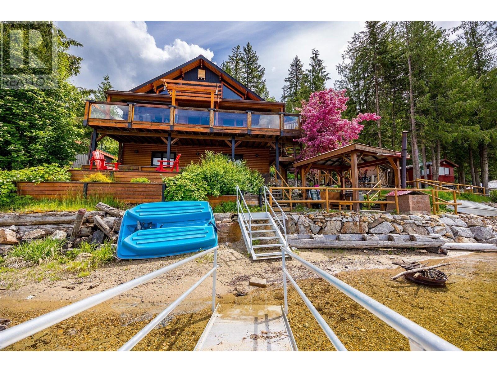 3546 MABEL LAKE Road - 61