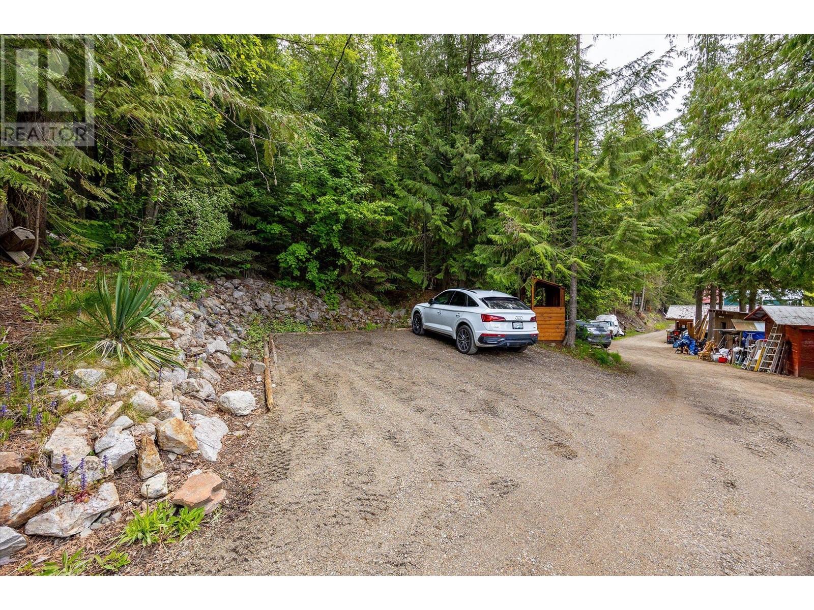 3546 MABEL LAKE Road - 76