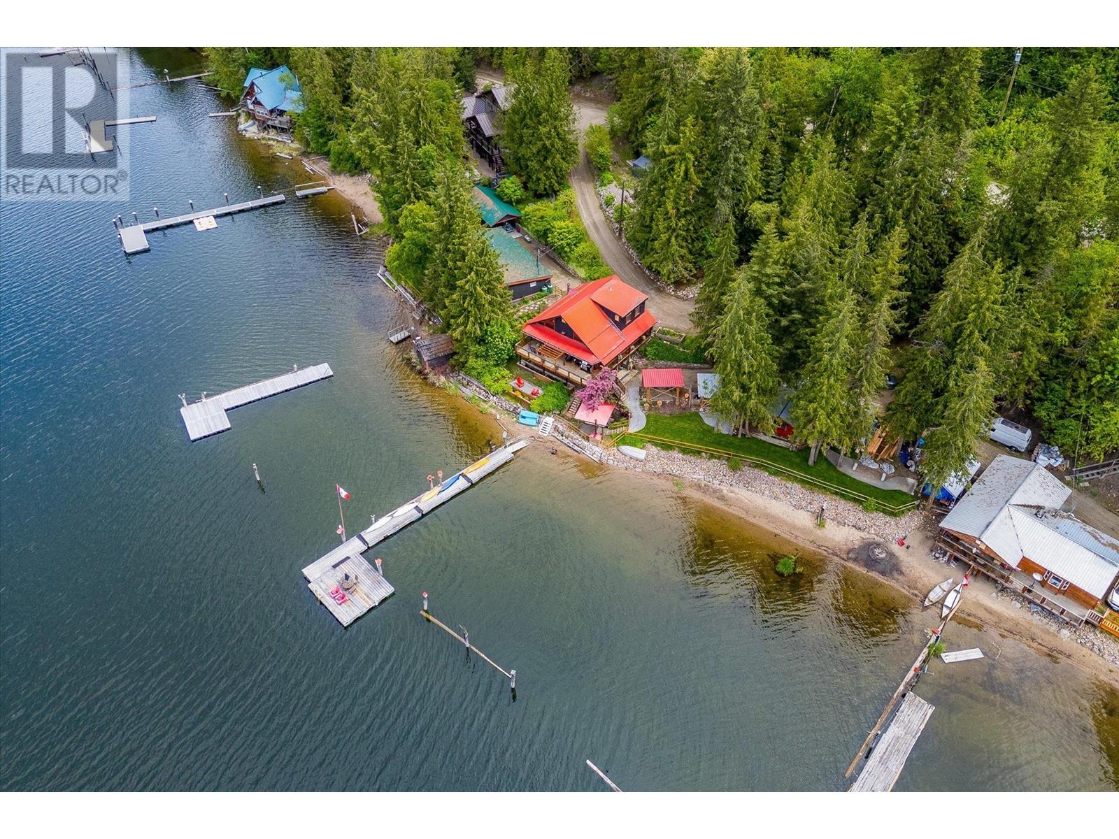 3546 MABEL LAKE Road - 84