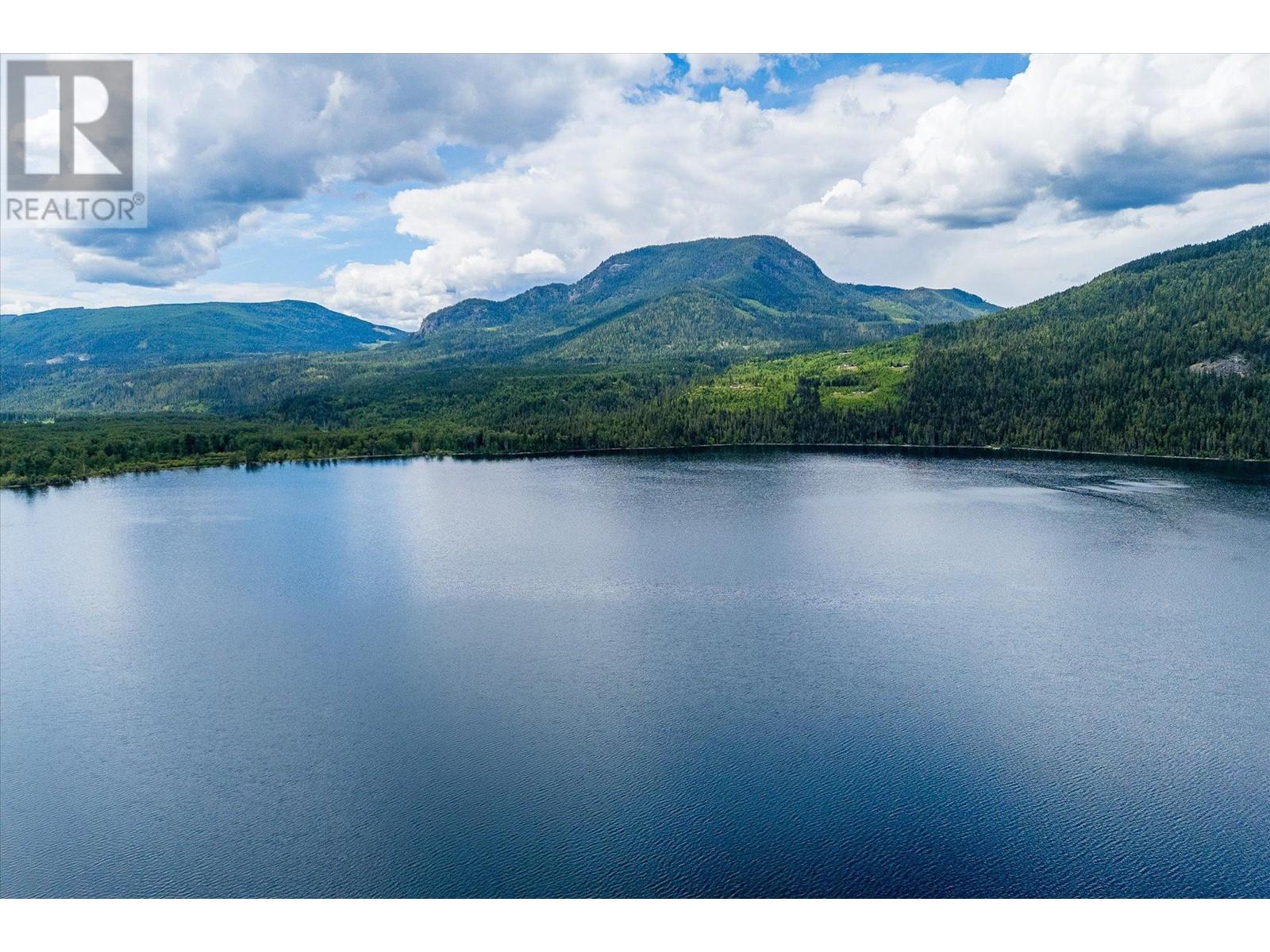 3546 MABEL LAKE Road - 90