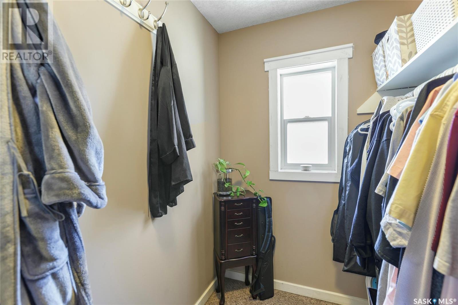 Single Family House Bungalow for Sale in  Connaught STREET Regina 