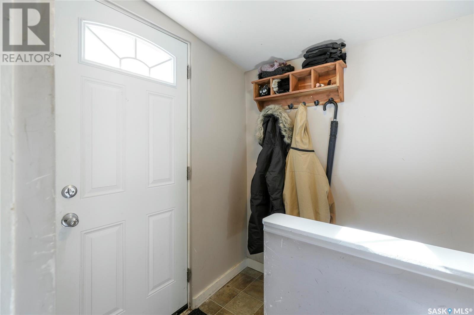 Single Family House Bungalow for Sale in  Connaught STREET Regina 