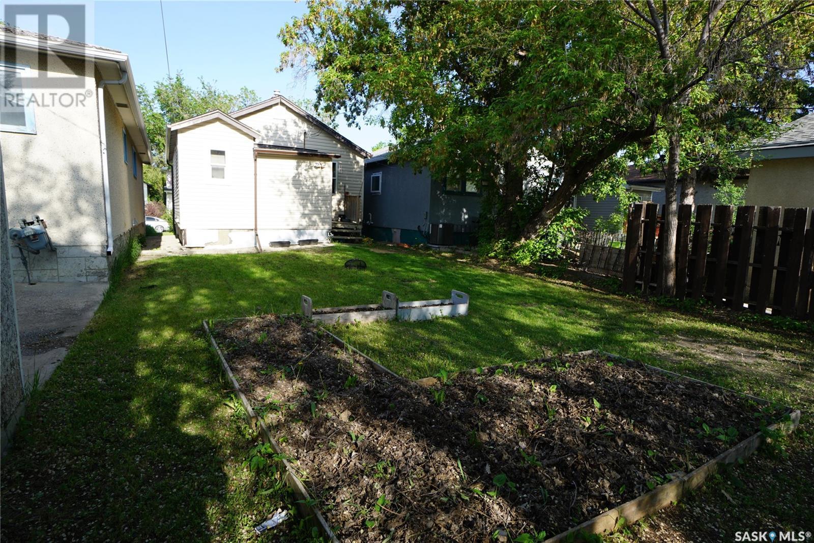 Single Family House Bungalow for Sale in  Connaught STREET Regina 