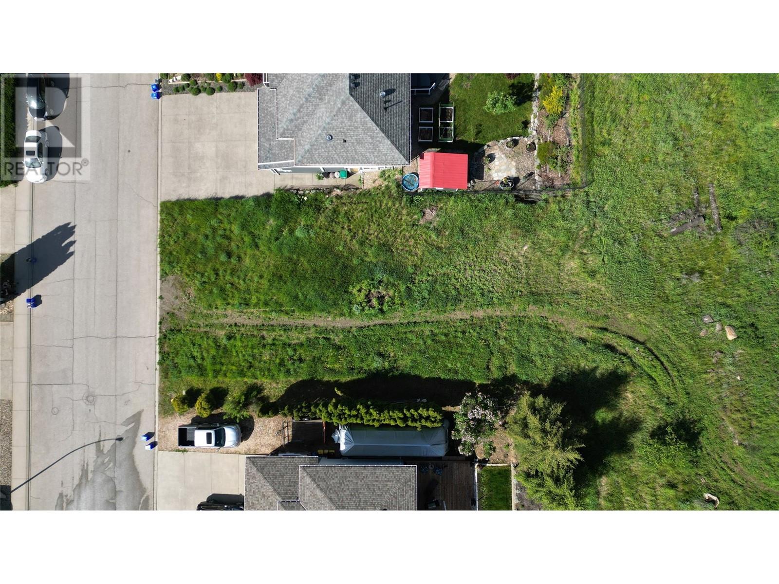 2000 Mountain View Avenue, Lumby