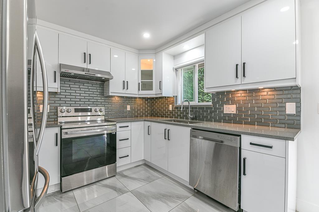 Photo 14 of 35144 Morgan Way, Abbotsford BC