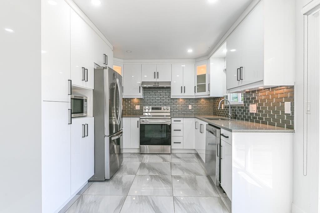 Photo 12 of 35144 Morgan Way, Abbotsford BC