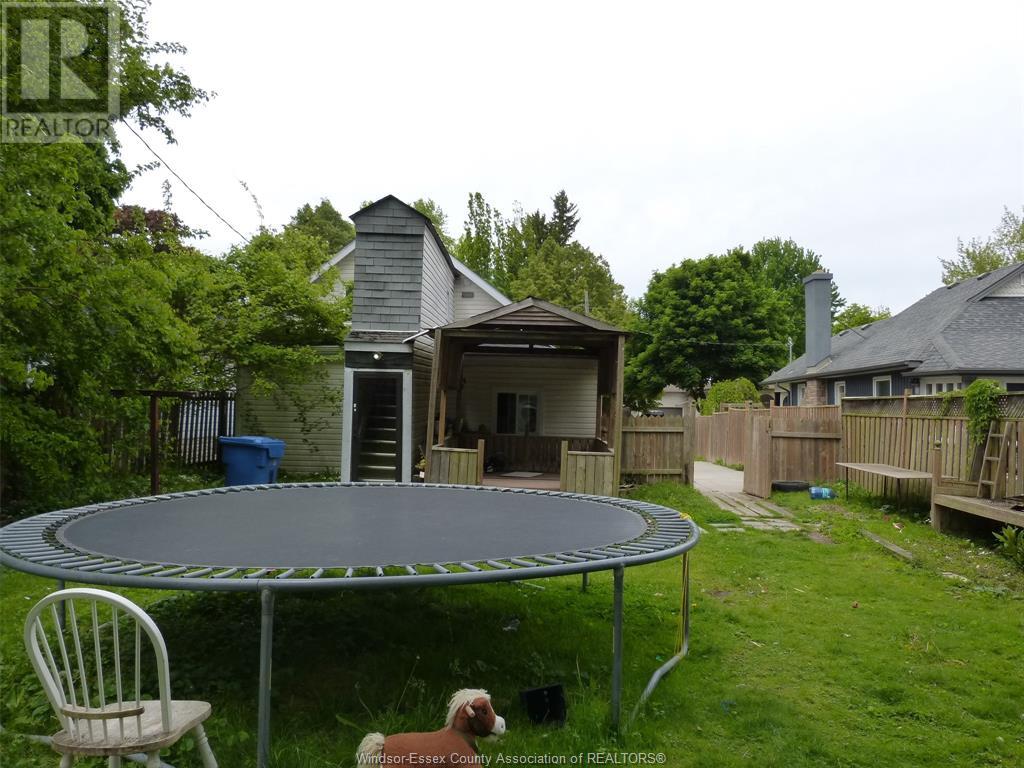 Photo 7 of 46 Marlborough Street East, Leamington ON