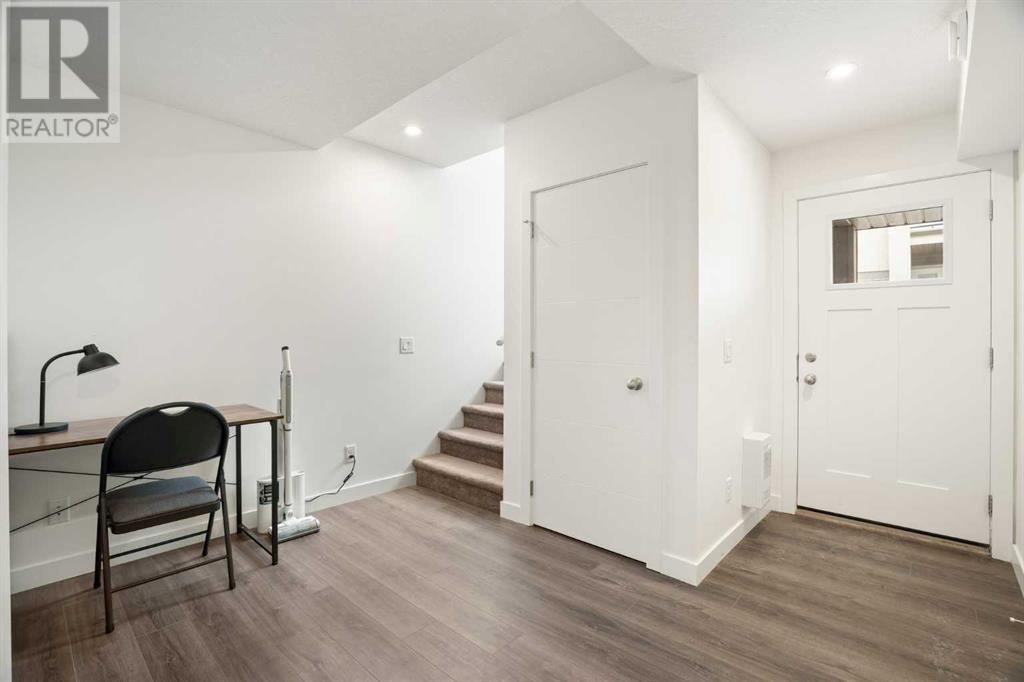 Single Family House for Sale in  Spring Creek Common SW Springbank Hill Calgary 