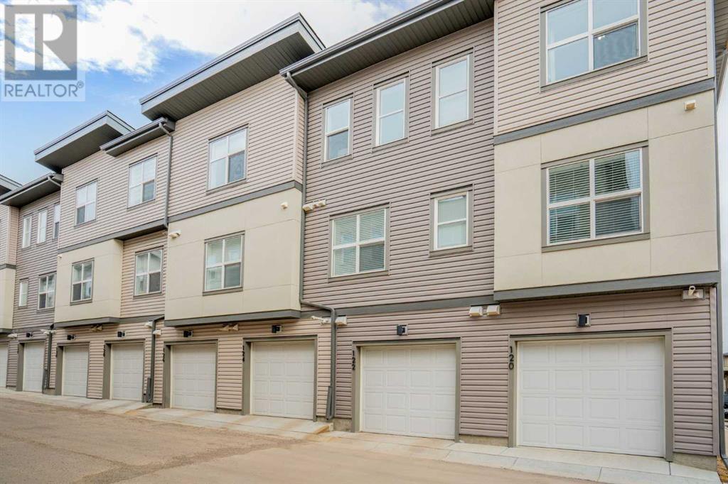 Single Family House for Sale in  Spring Creek Common SW Springbank Hill Calgary 
