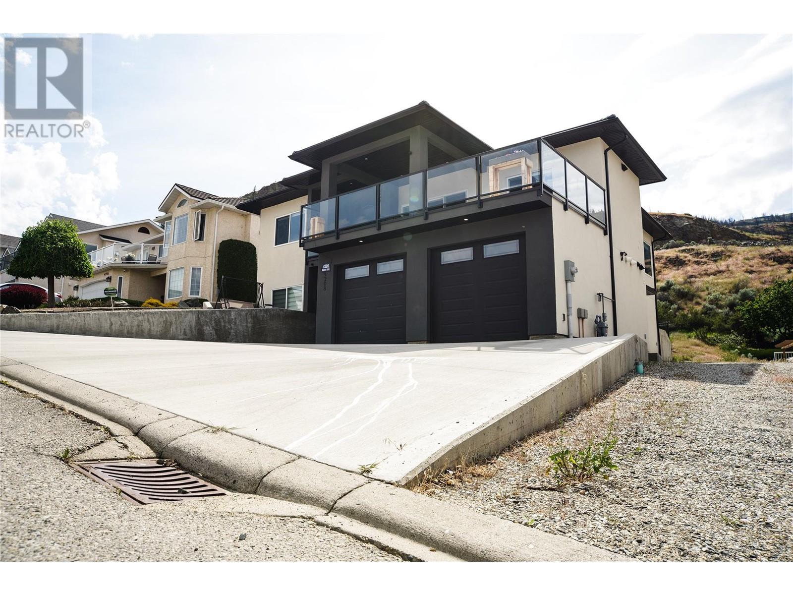  4208 FAIRWINDS Drive, Osoyoos
