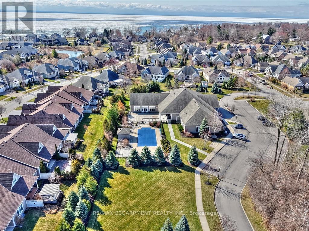 Photo 45 of 33 Butlers Drive S, Fort Erie ON