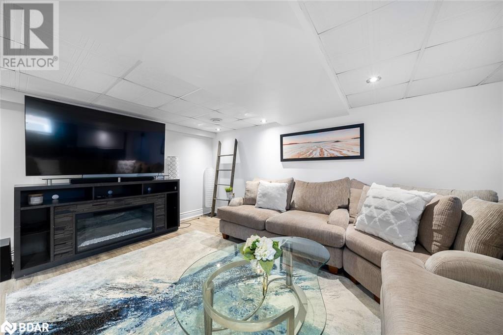 Photo 35 of 2035 Craig Road, Innisfil ON