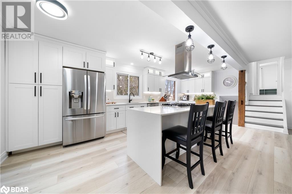 Photo 6 of 2035 Craig Road, Innisfil ON