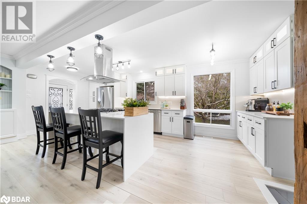 Photo 9 of 2035 Craig Road, Innisfil ON