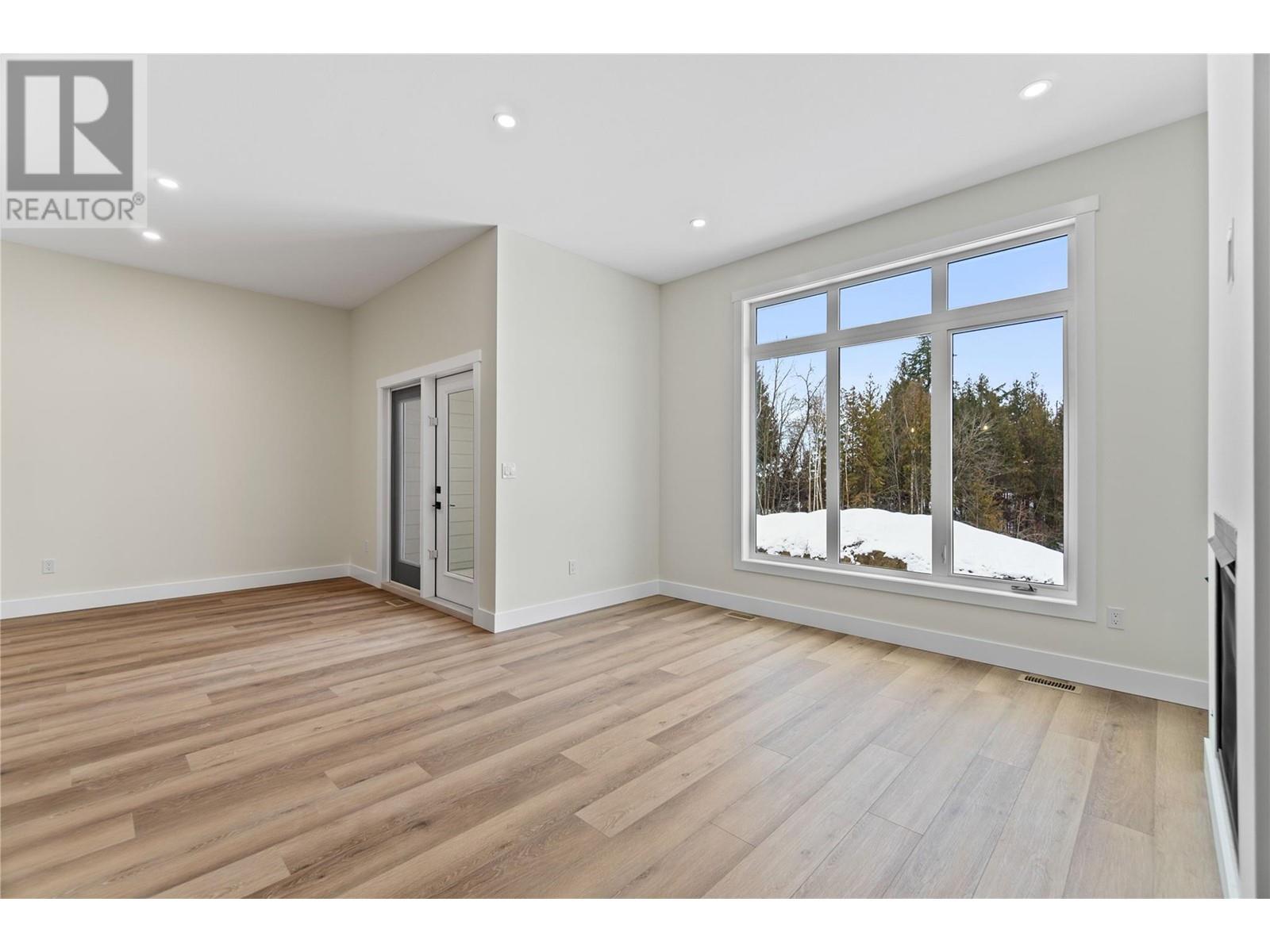 231 20 Street NE Unit# 16, Salmon Arm
