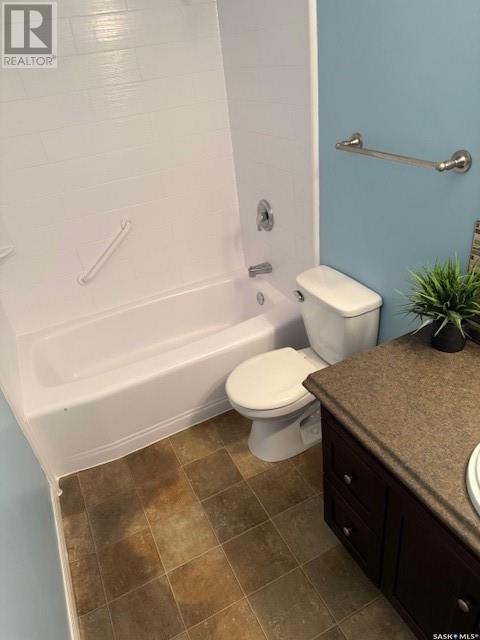 Photo 11 of 22 38 Spence Street, Regina SK