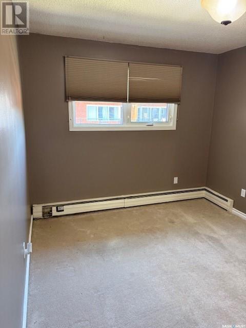Photo 9 of 22 38 Spence Street, Regina SK