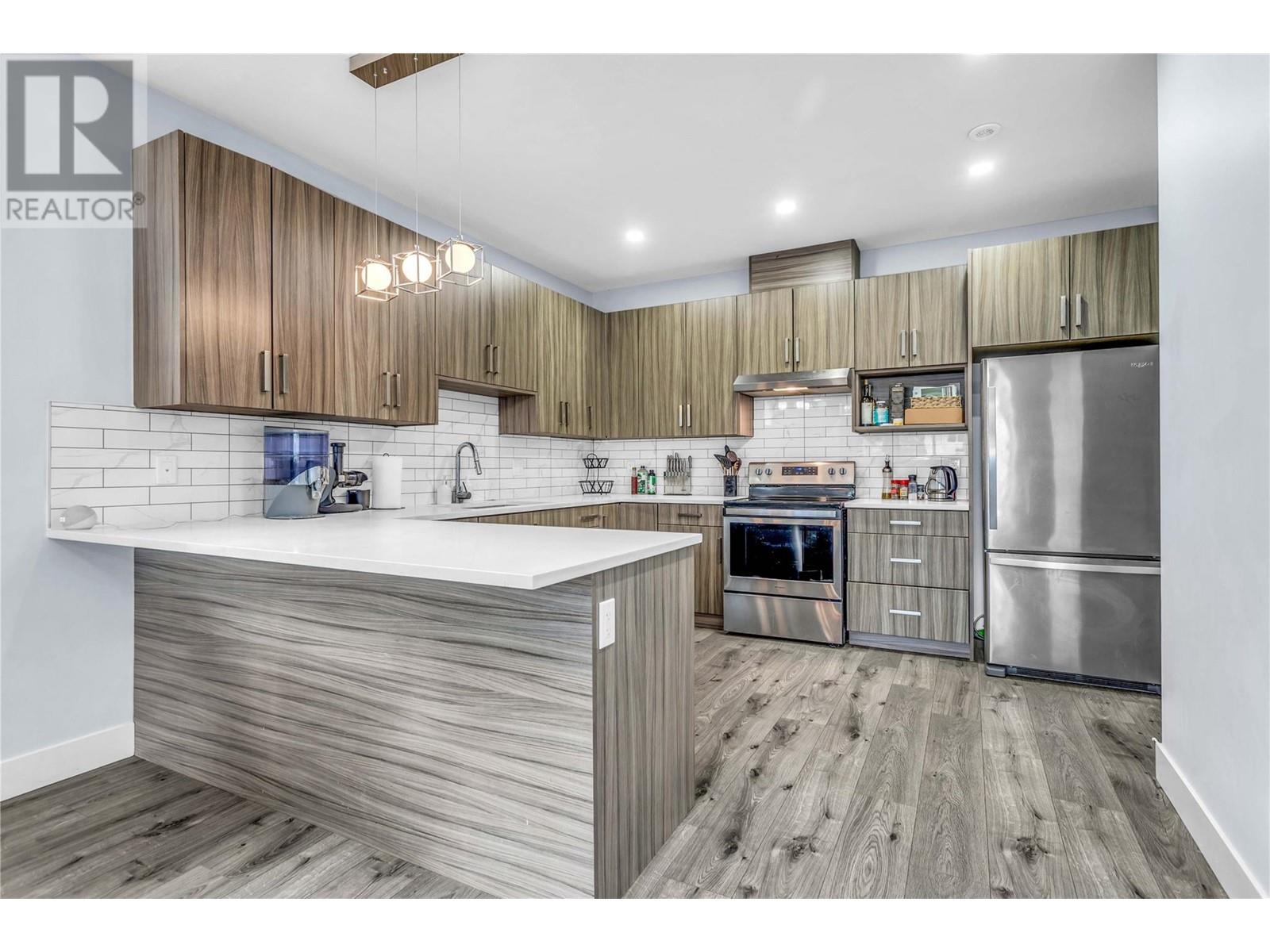 1 782 Coopland Crescent, Kelowna