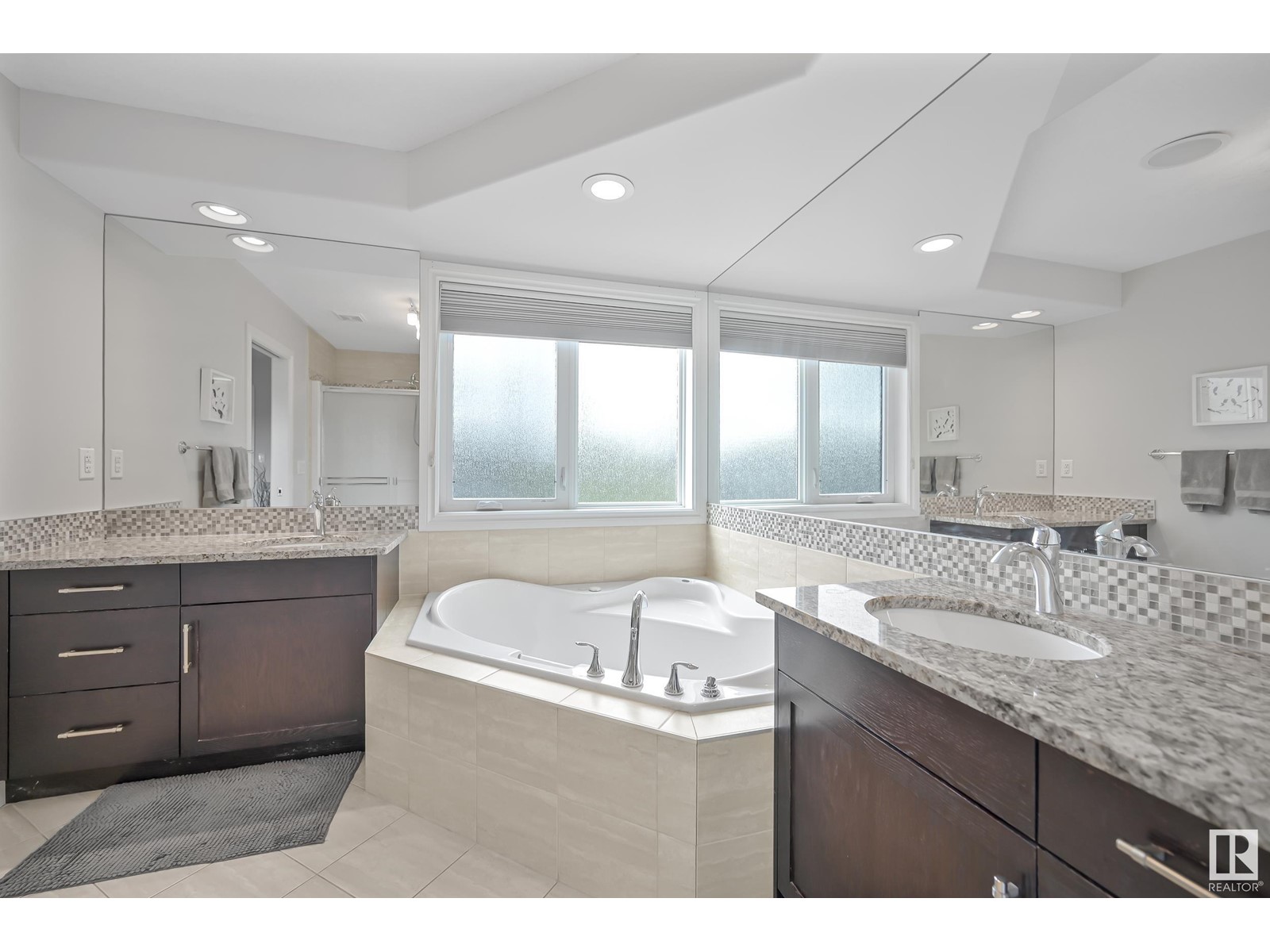 28 LONGVIEW PT, Spruce Grove