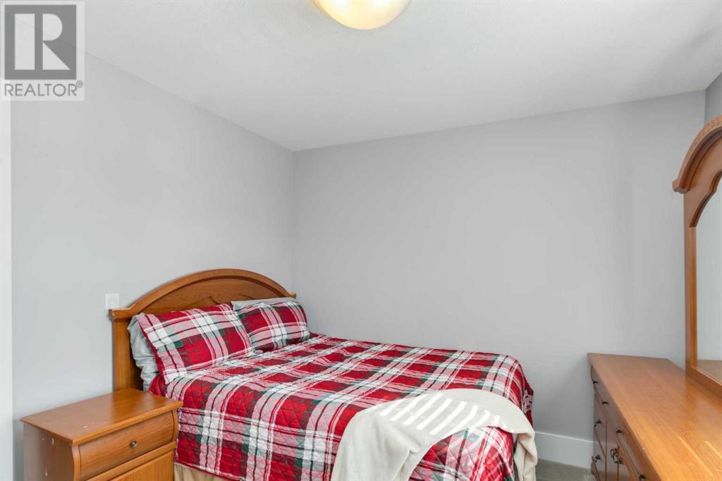 Photo 27 of 173 Ward Crescent, Fort Mcmurray AB