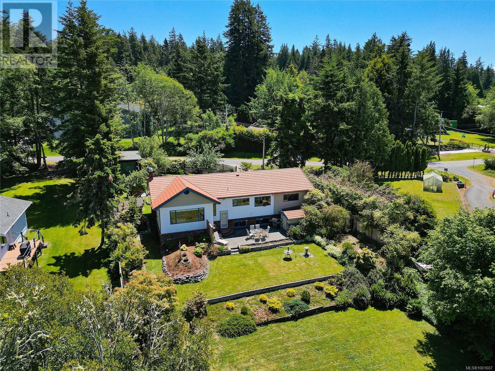 Photo 3 of 6528 Thornett Rd, Sooke BC