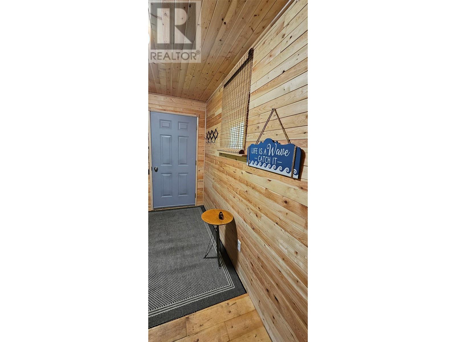3953 Short Road, Eagle Bay