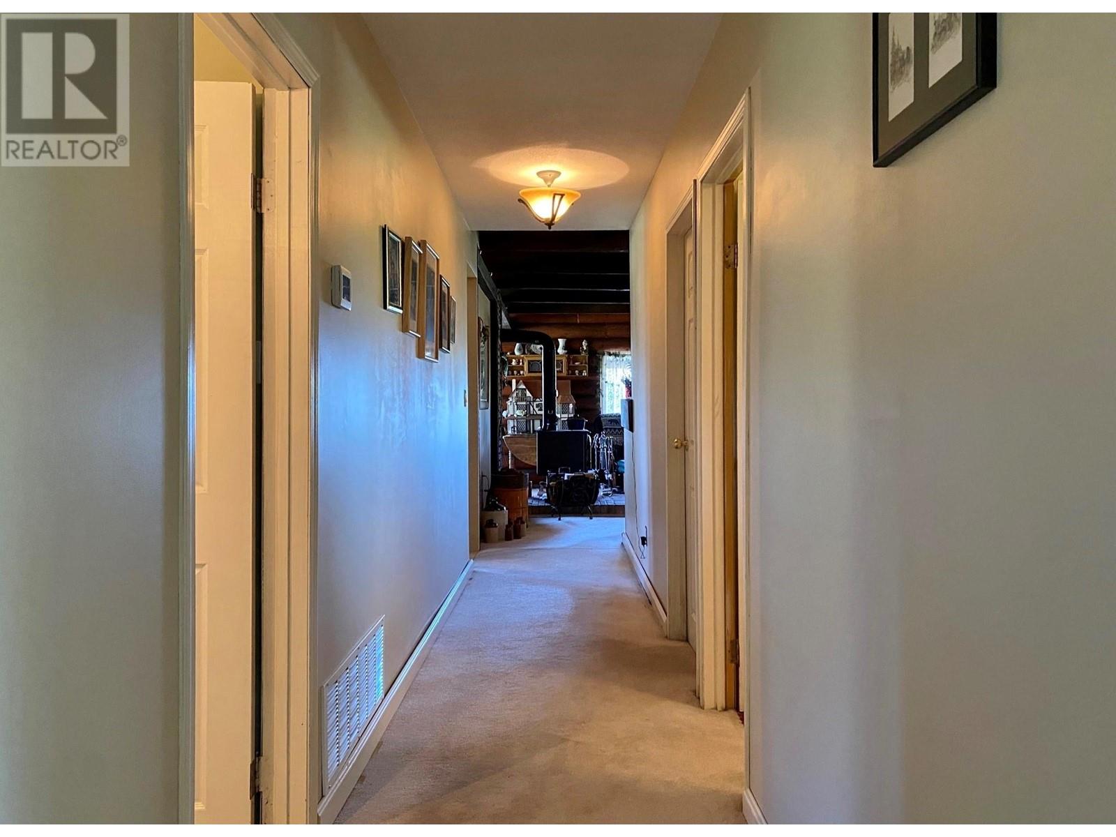 3975 Hardy Mountain Road, Grand Forks