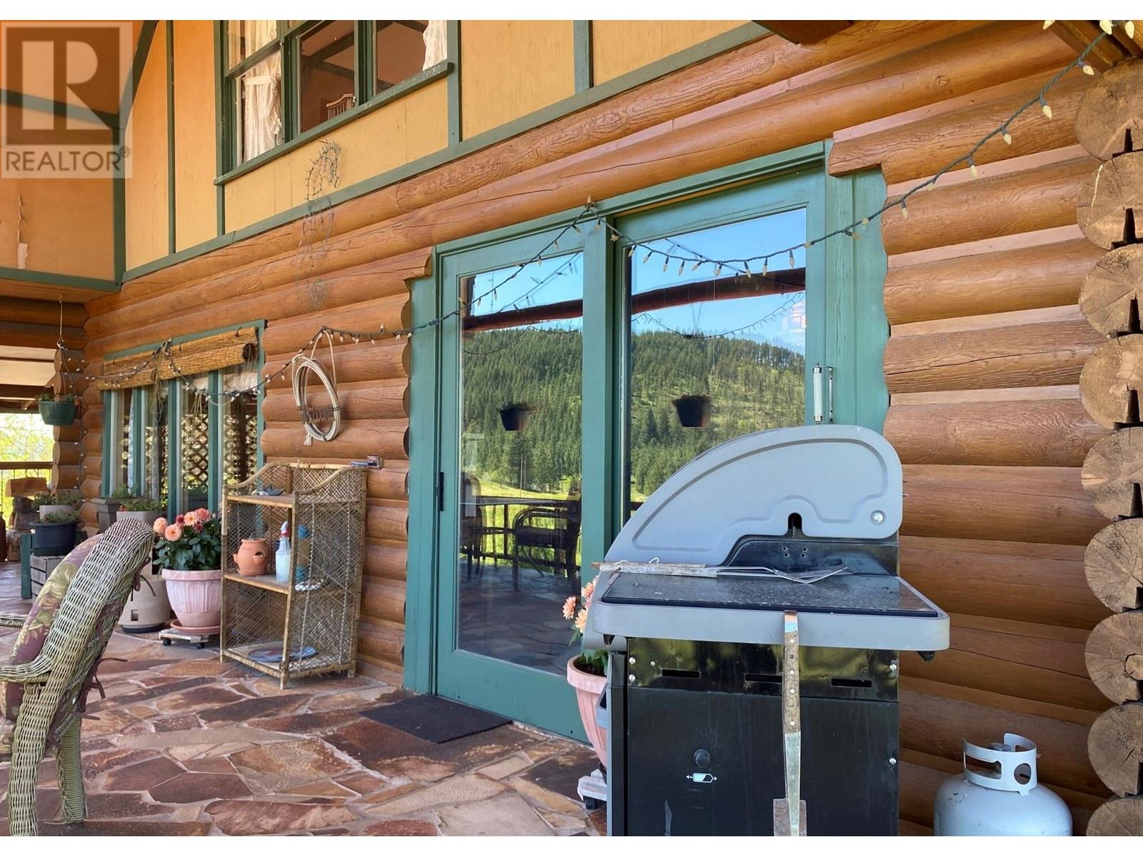 3975 Hardy Mountain Road, Grand Forks