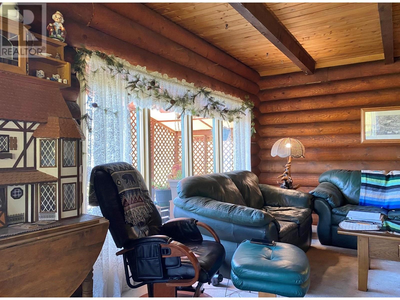 3975 Hardy Mountain Road, Grand Forks