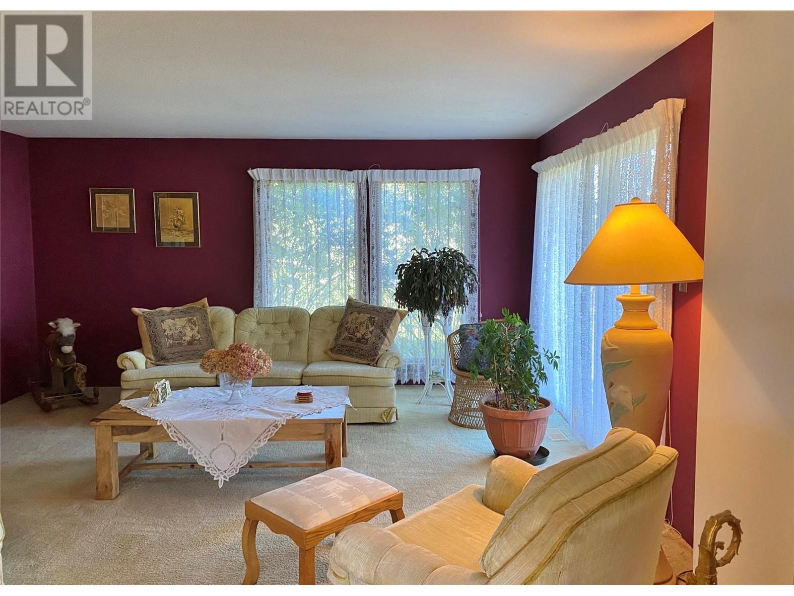 3975 Hardy Mountain Road, Grand Forks