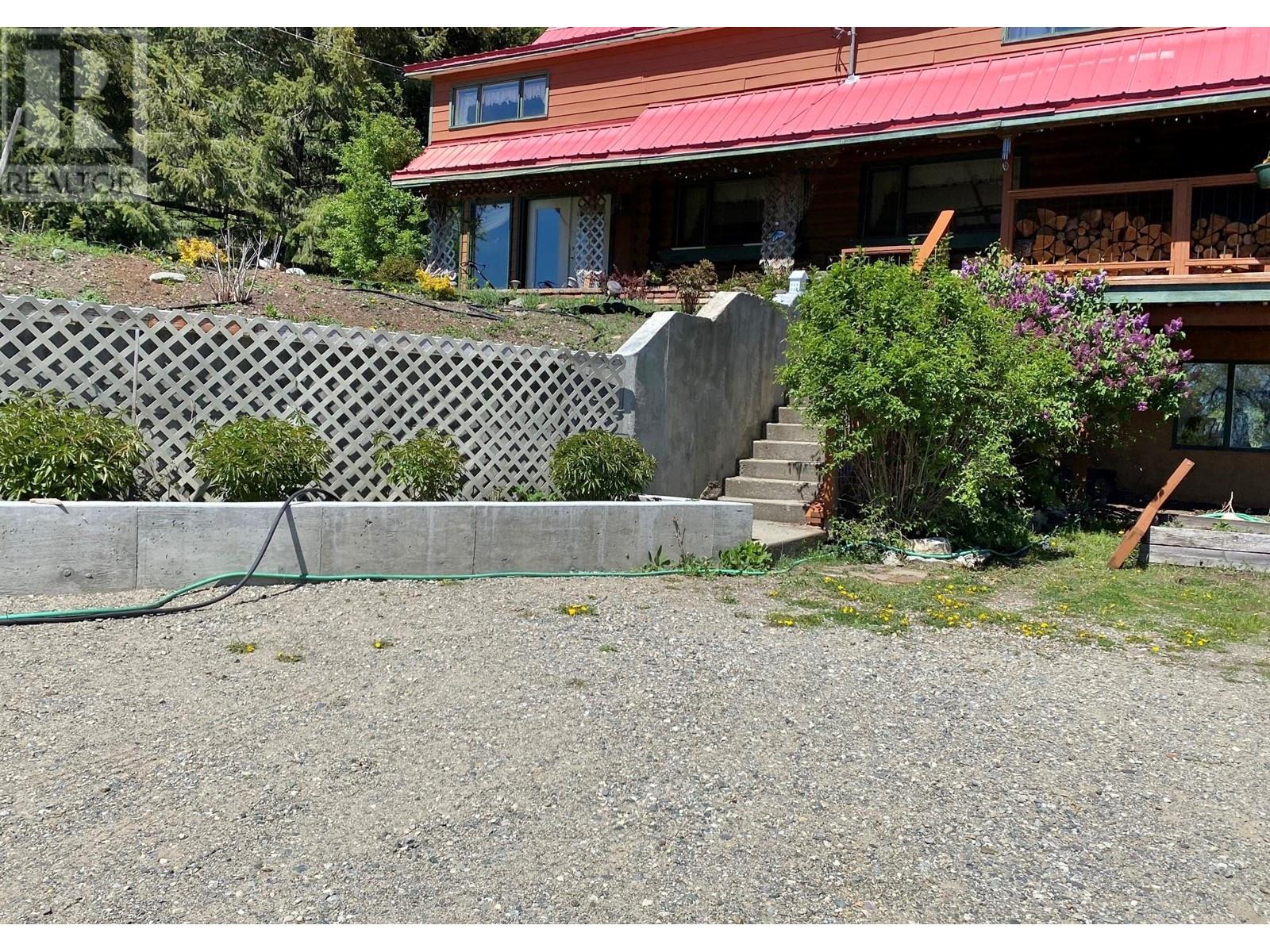 3975 Hardy Mountain Road, Grand Forks