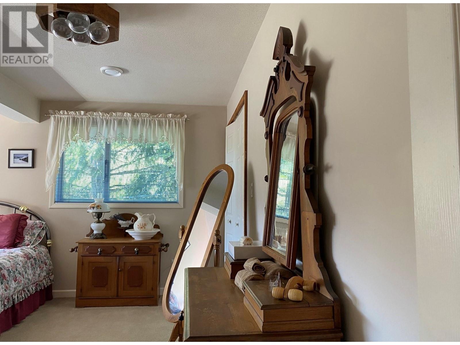 3975 Hardy Mountain Road, Grand Forks