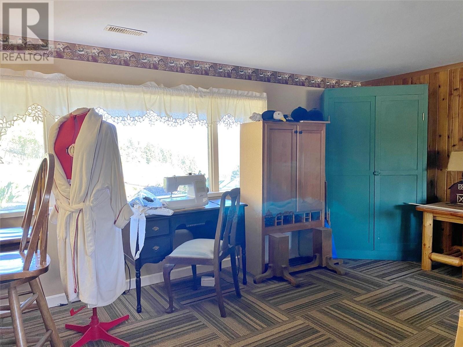 3975 Hardy Mountain Road, Grand Forks