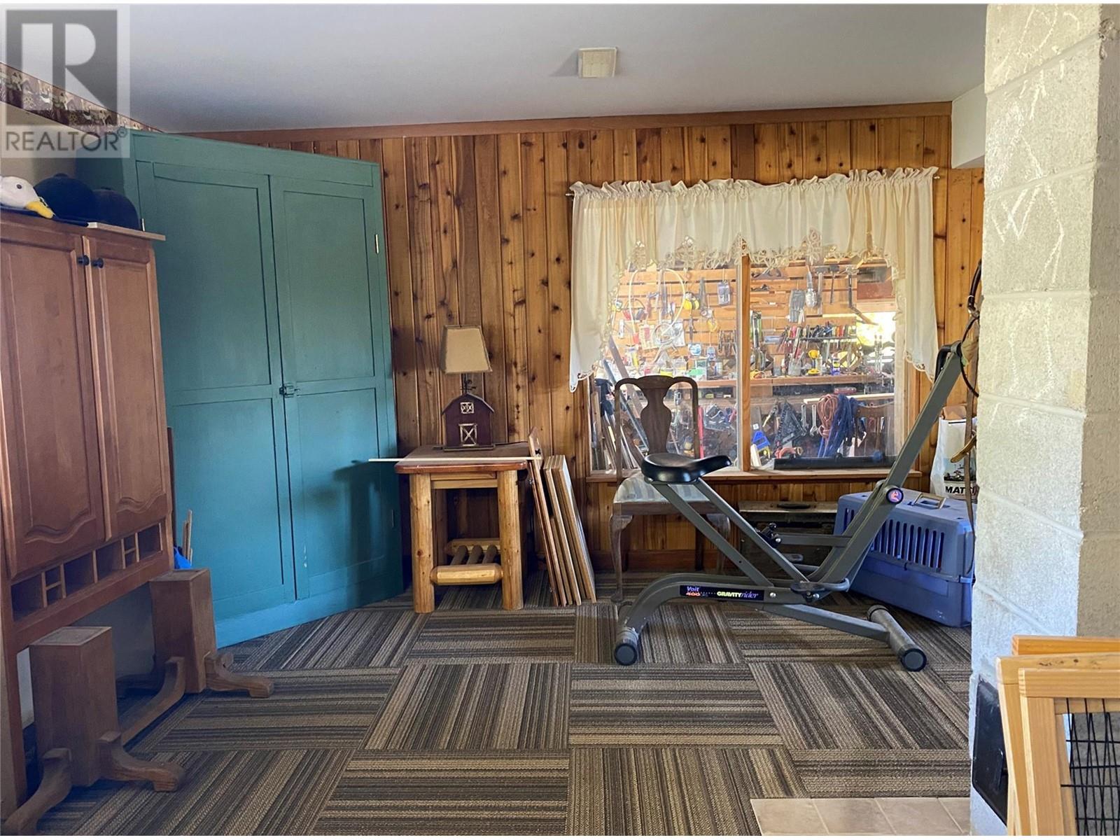 3975 Hardy Mountain Road, Grand Forks