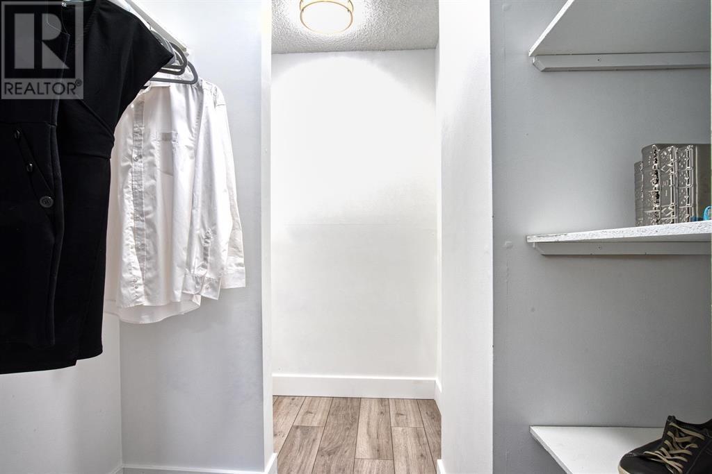 205 1948 COQUITLAM AVENUE, Port Coquitlam real estate listing R2949072
